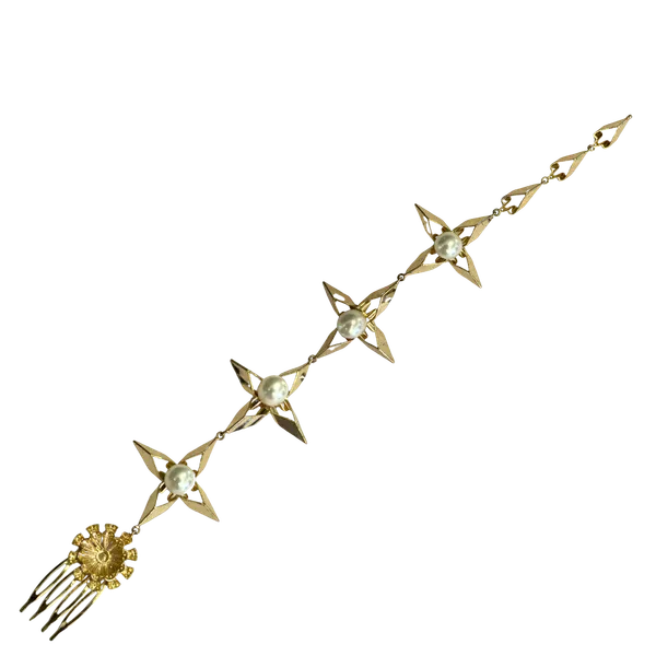 Pearls_Drop_Down_Maagtika_Comb_Clip
