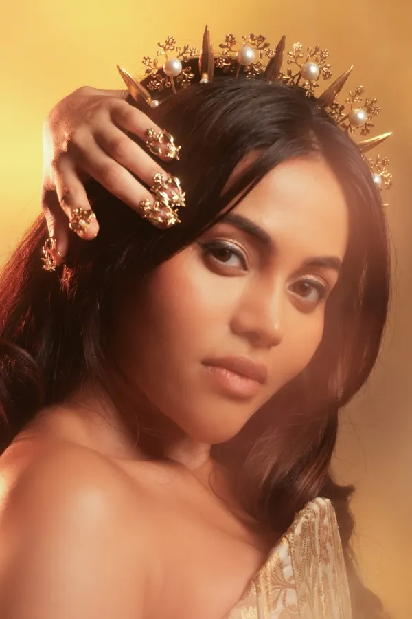 Ravishing_Bloom_Pearl_Vanki_Nail_Ring