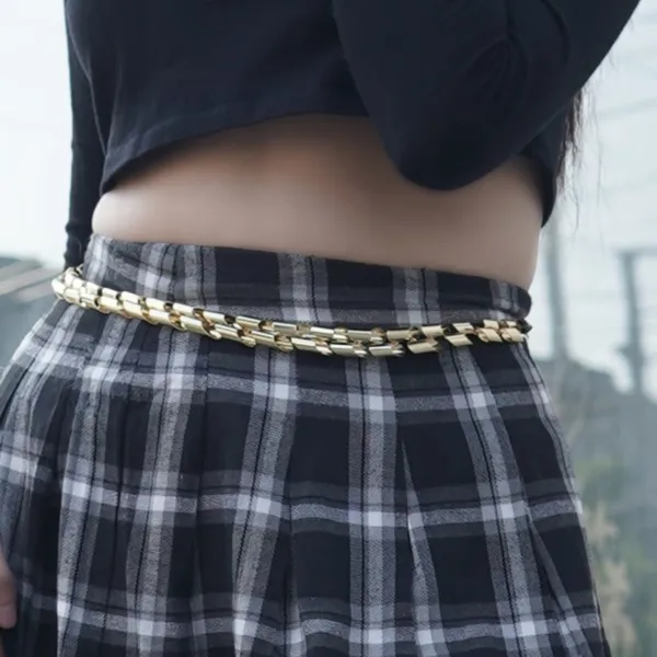 Loop_Me_In_Short_Necklace_Waistbelt