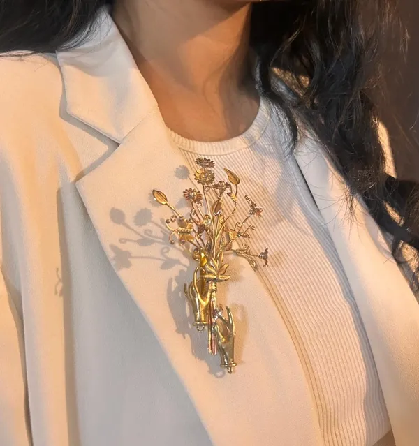 Pocketful_Of_Sunshine_Brooch