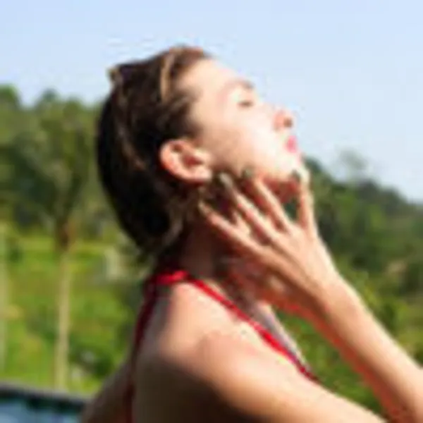 Color_Burst_Bloom_Vanki_Nail_Ring