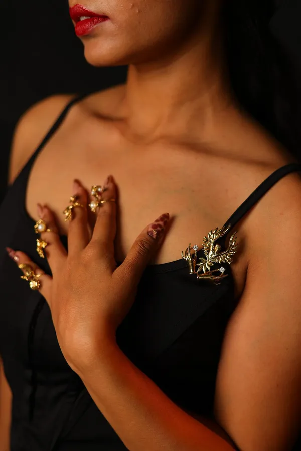 Rising_Claw_Brooch