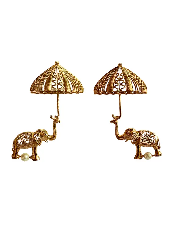 Divine_Trunk_Danglers