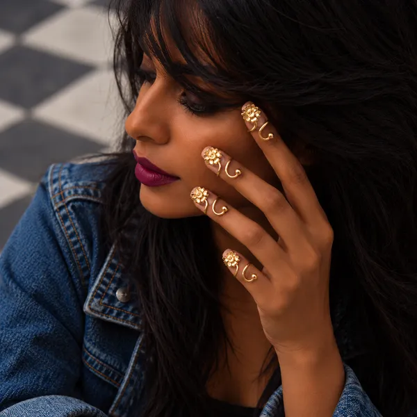 Raining_Flower_Nail_Ring