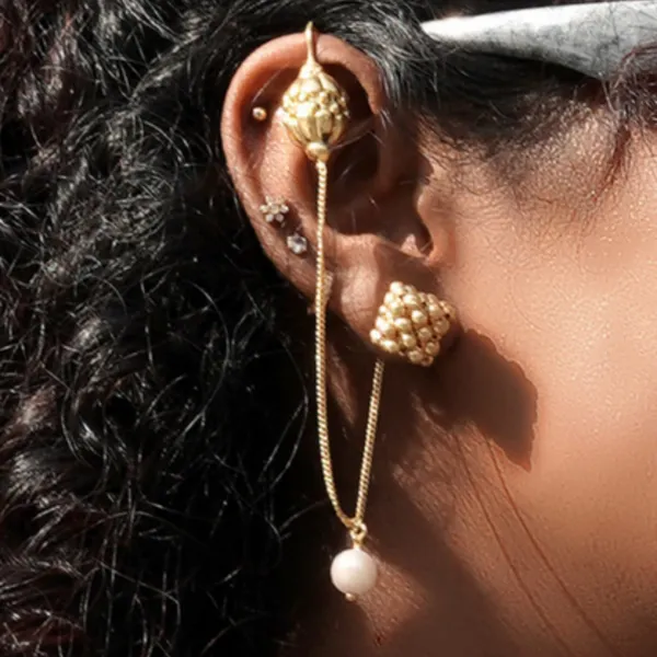 Rubics_Cube_Stud_And_Pear_Top