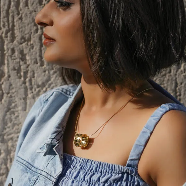 Interlock_Pendant_1