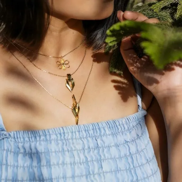 Pink_Leaf_Pendant