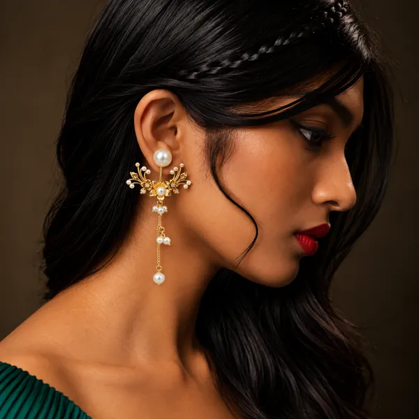 Pearl_Blossom_Cascade_Ear_Jacket