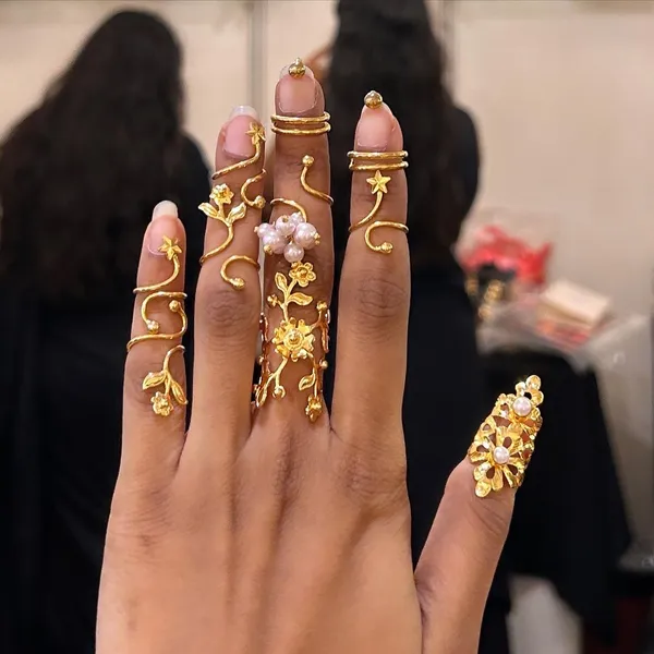 Bloom_Up_Nail_Ring