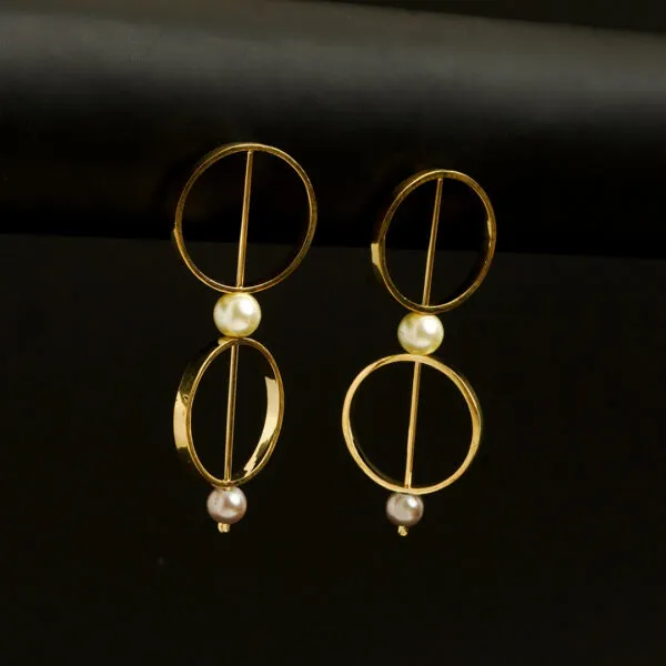 Dance_In_Pearls_Danglers