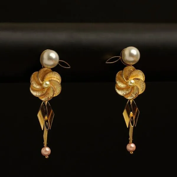 White_Crest_Birdies_Danglers