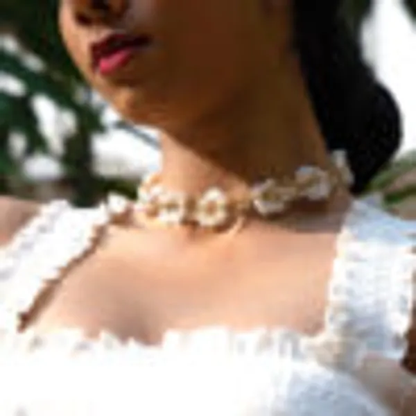 Jasmine_Bloom_Choker