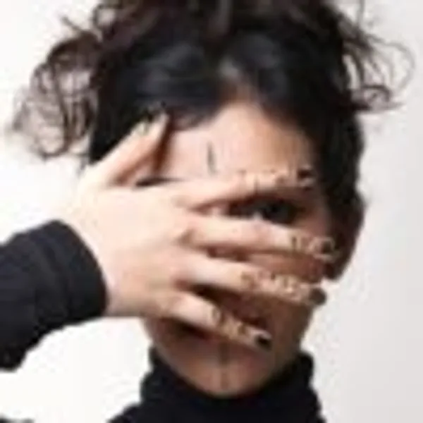 Unisex_Alpha_Sunshine_Nail_Ring
