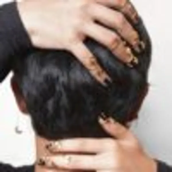 Unisex_Alpha_Sunshine_Nail_Ring