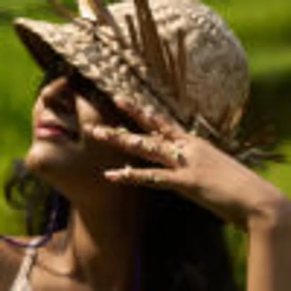 Finger_Vine_Nail_Ring