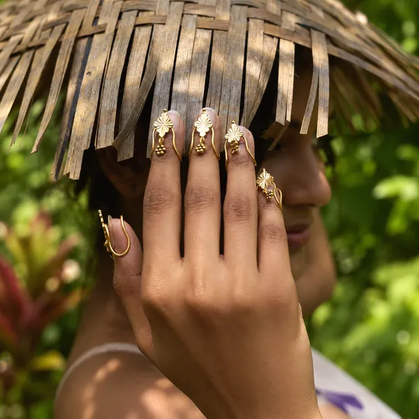 Petal_Fan_Vanki_Nail_Ring