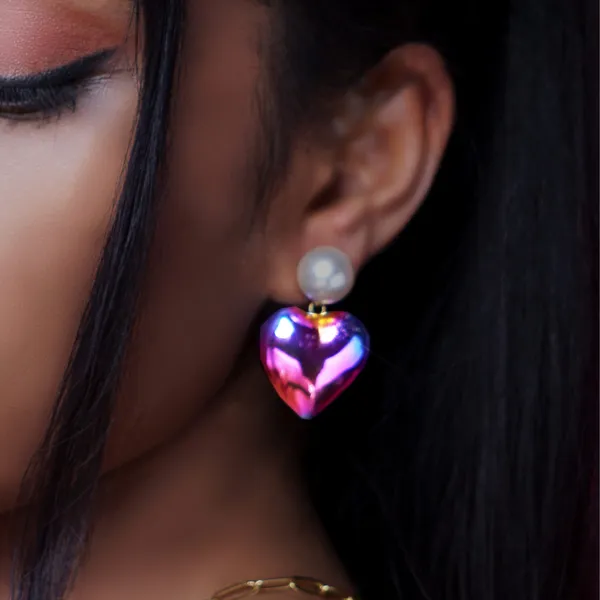 Plunging_Heart_Studs_Titanium