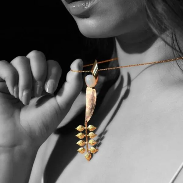 King_Of_Saxony_Pendant