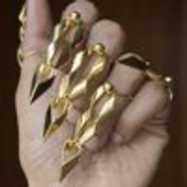 Heartpiercer_Nail_Ring