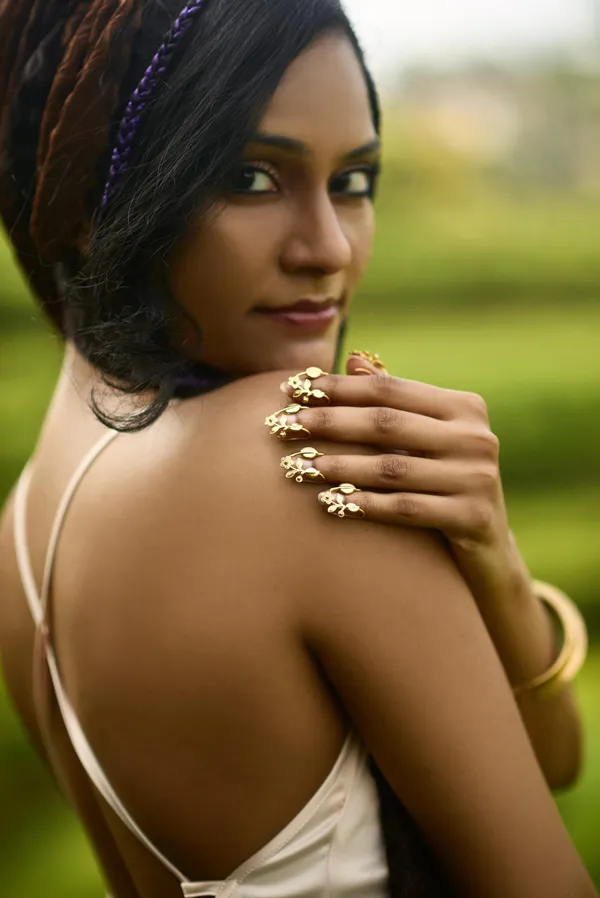 Flora_S_Embrace_Vanki_Nail_Ring