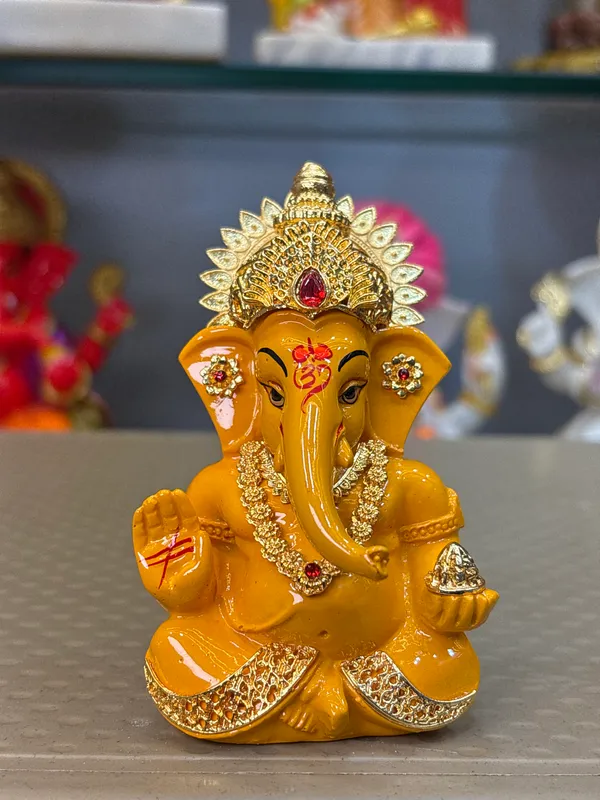 Orange_Traditional_Ganesha_Idol_For_Home_Decor