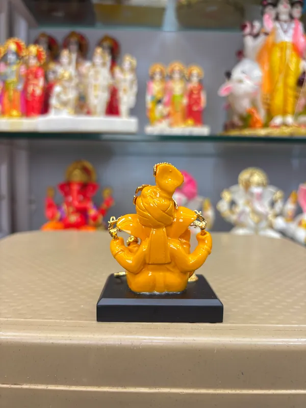 Orange_Traditional_Ganesha_Idol_With_Black_Base