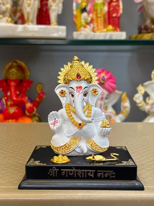 White_And_Gold_Lord_Ganesha_Decorative_Idol