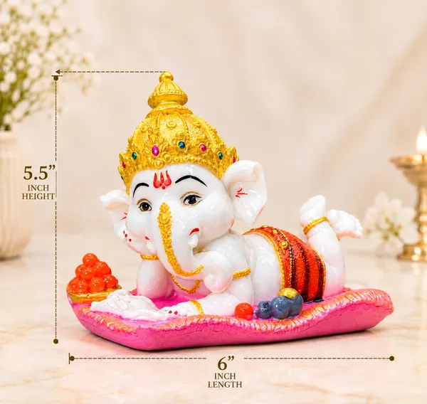 BAL_GANESH_WITH_LADOO