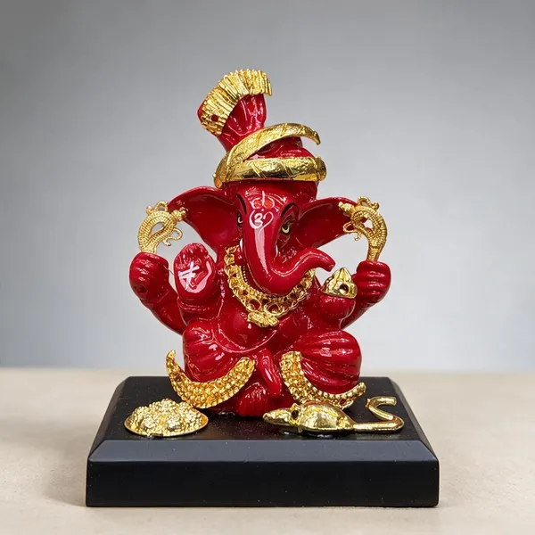 Red_Traditional_Lord_Ganesha_Idol