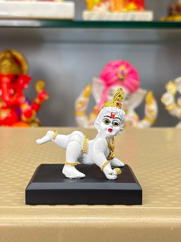 White_Krishna_Decorative_Idol
