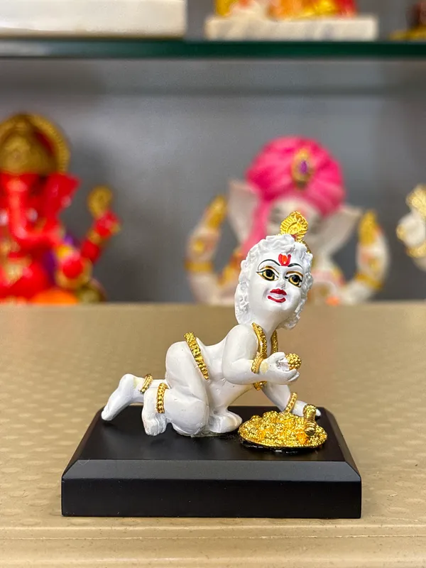White_Krishna_Decorative_Idol
