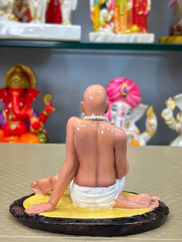 Multicolour_Seated_Monk_Meditation_Idol