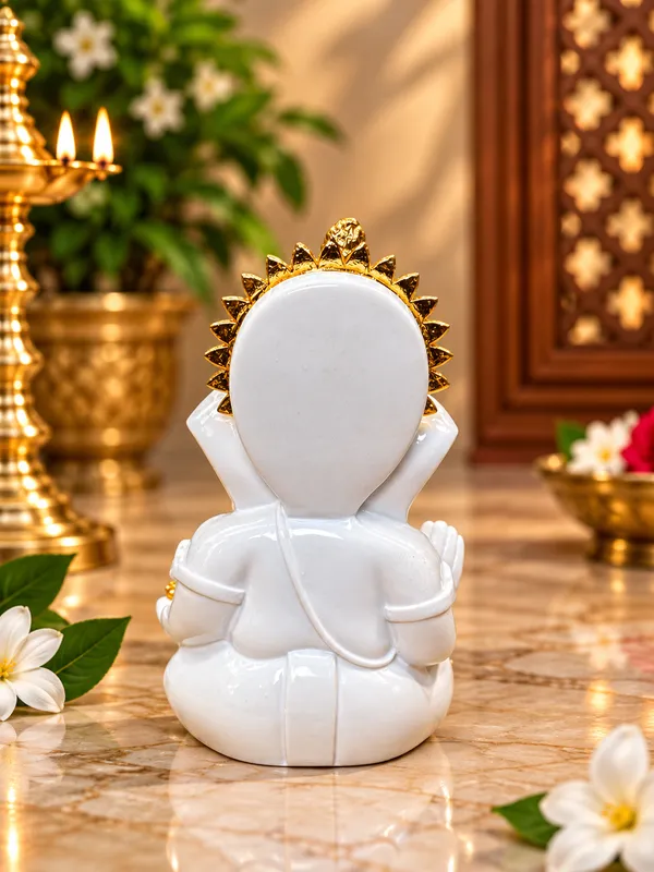 White_And_Gold_Lord_Ganesha_Decorative_Idol