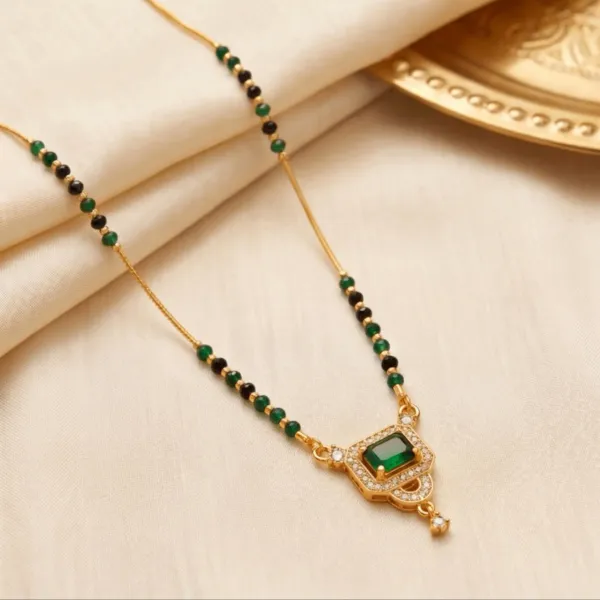 Traditional_Green_Crystal_Cz_Pendant_Mangalsutra