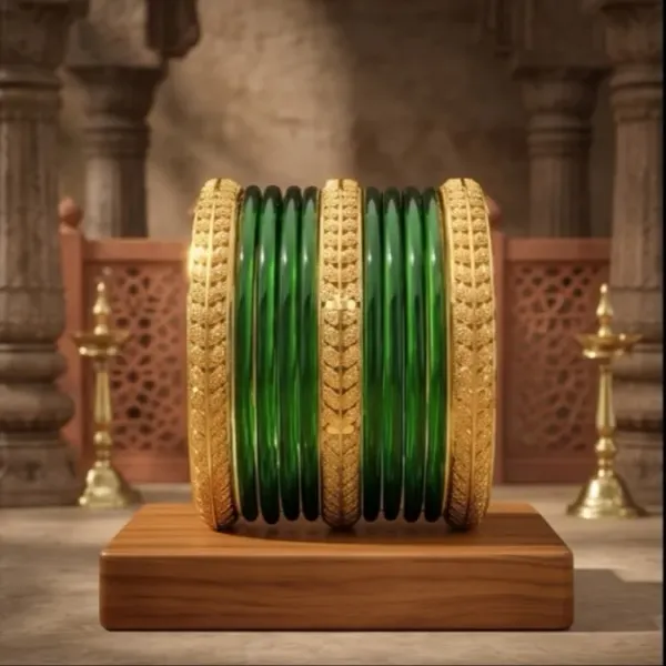 Leaf_Embossed_Gold_Plated_Emerald_Green_Glass_Bangle_Set