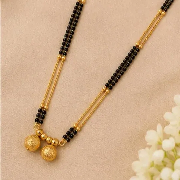 Maharashtrian_Short_Gold_Wati_Mangalsutra