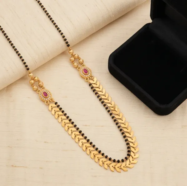 Dual_Strand_Gold_Chevron_Ruby_Accent_Mangalsutra