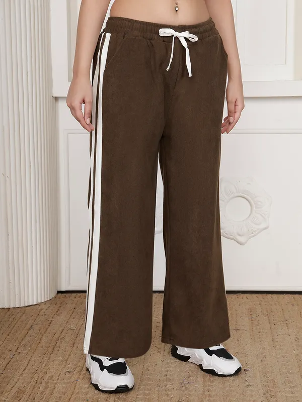 Brown_Corduroy_Wide_Leg_Pants_For_Women
