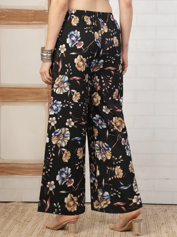 White_&_Blue_Crush_Wide_Leg_Floral_Print_Palazzo_Pants_For_Women
