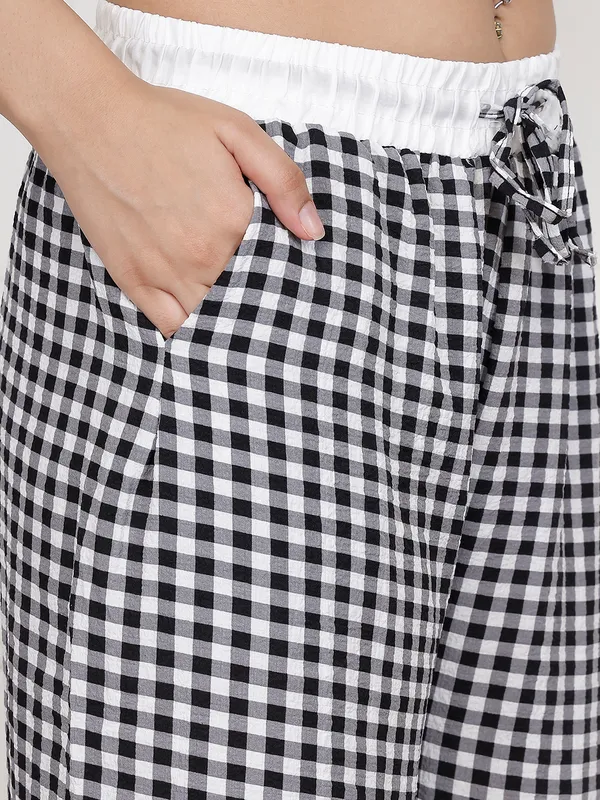 Black_Crush_Gingham_Wide_Leg_Pajama_Pants_For_Women