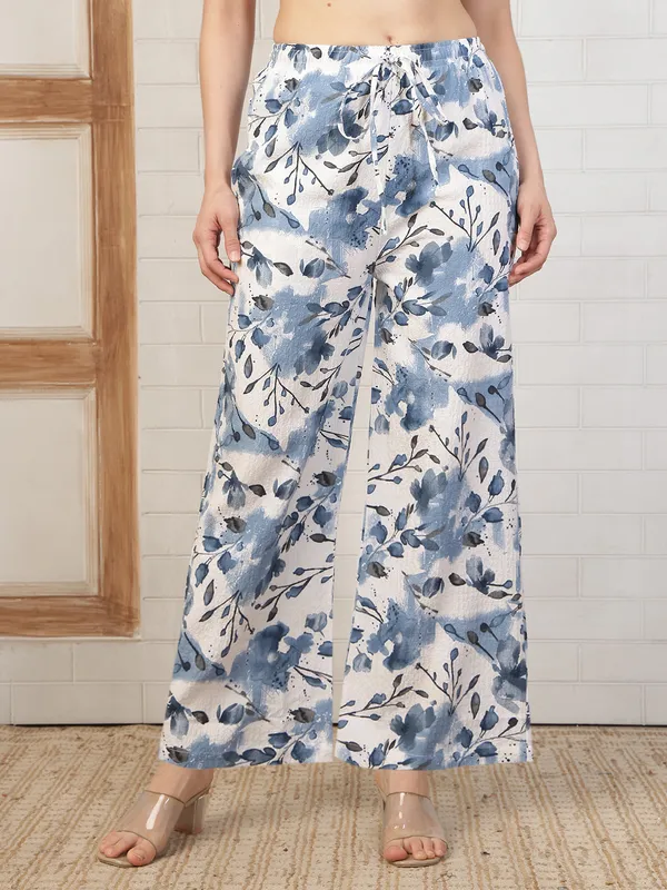 White_&_Blue_Crush_Wide_Leg_Floral_Print_Palazzo_Pants_For_Women