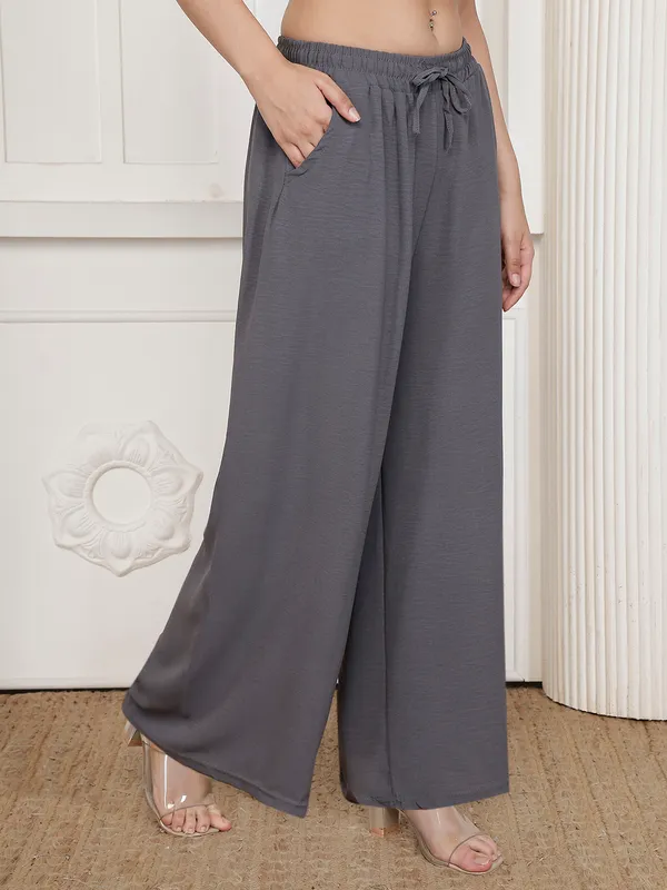 Grey_Chiffon_Wide_Leg_Palazzo_Pants_For_Women