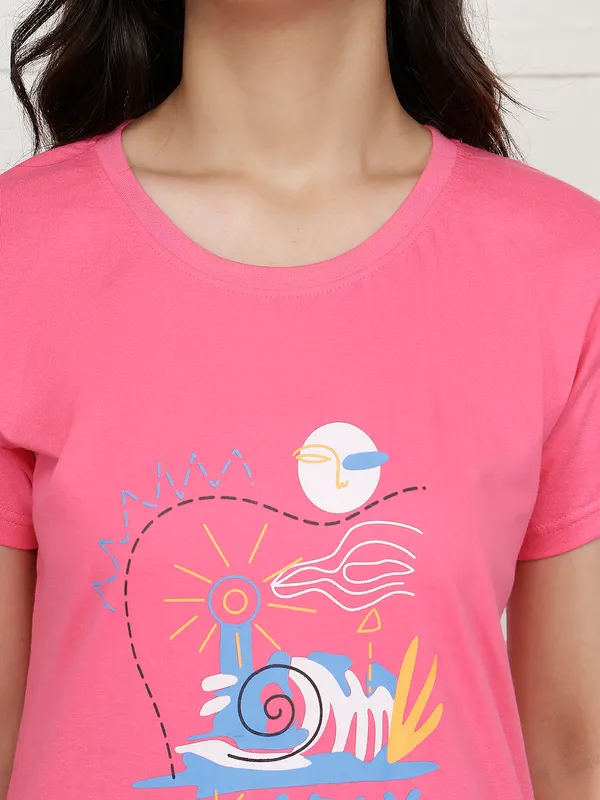 Pink_Cotton_Regular_Fit_Graphic_T-Shirt_For_Women