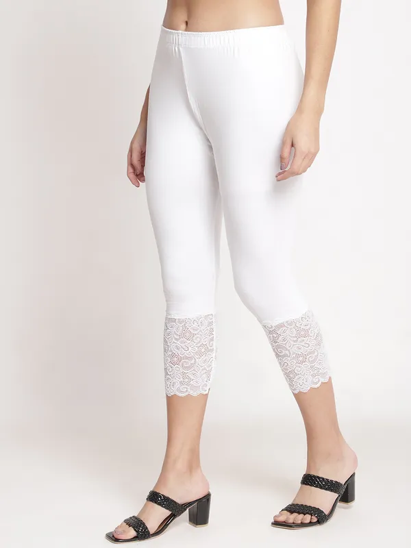 White_Super_Lycra_Lace_Trim_Ankle_Leggings_For_Women