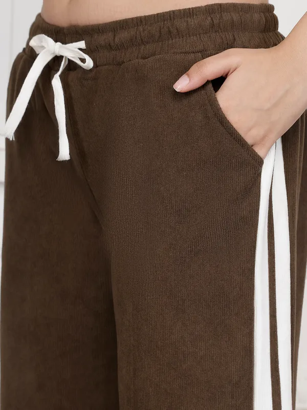 Brown_Corduroy_Wide_Leg_Pants_For_Women
