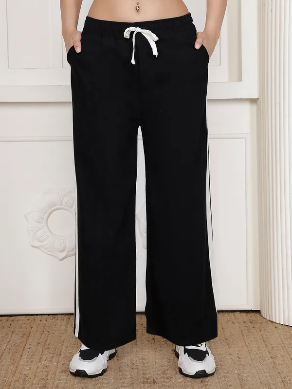 Black_Corduroy_Wide_Leg_Pants_For_Women