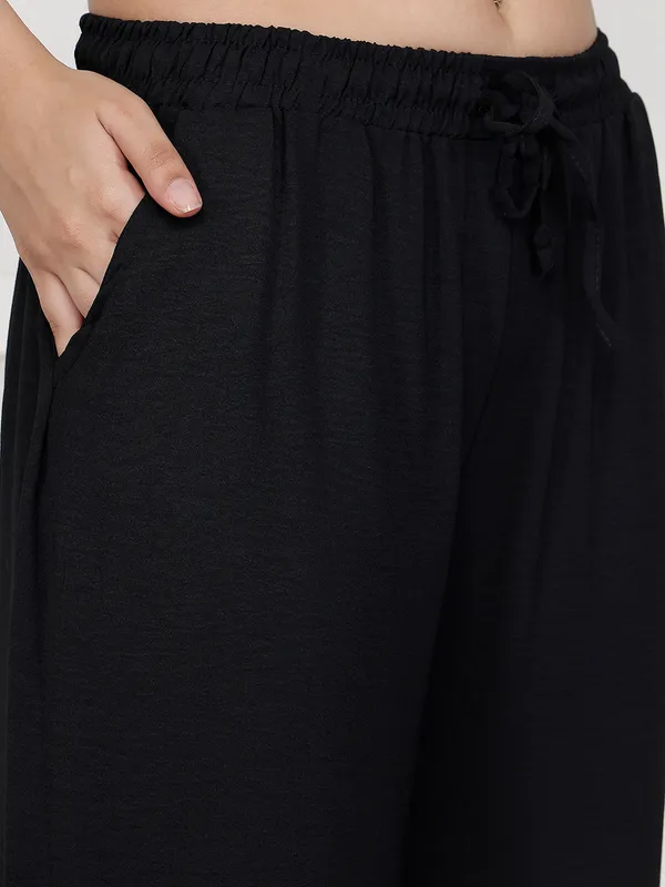Black_Chiffon_Wide_Leg_Palazzo_Trousers_For_Women