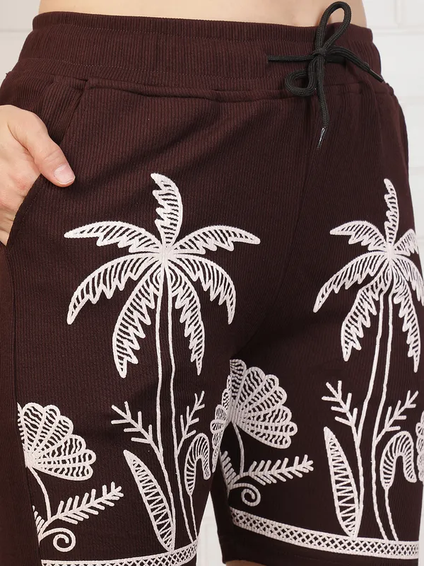 Brown_Ribbed_Cotton_Lycra_Regular_Fit_Printed_Lounge_Set_For_Women