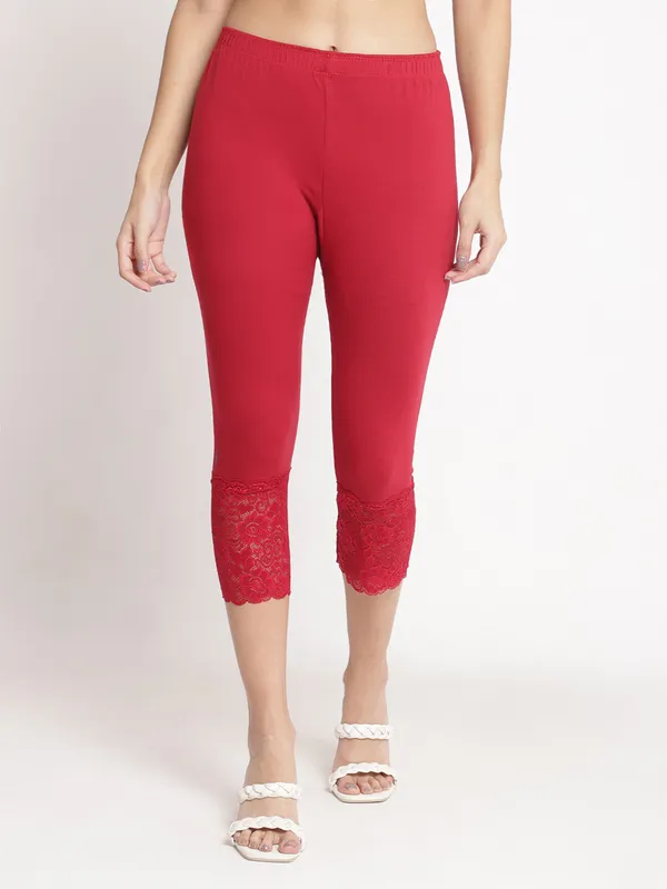 Red_Super_Lycra_Lace_Trim_Capri_Leggings_For_Women