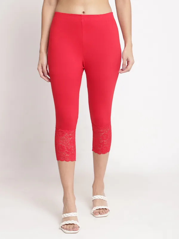 Red_Super_Lycra_Lace_Trim_Capri_Leggings_For_Women
